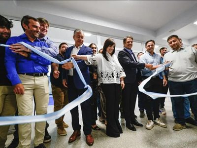 La comunidad de la EPET 8 recibió la primera etapa de obras de remodelación integral