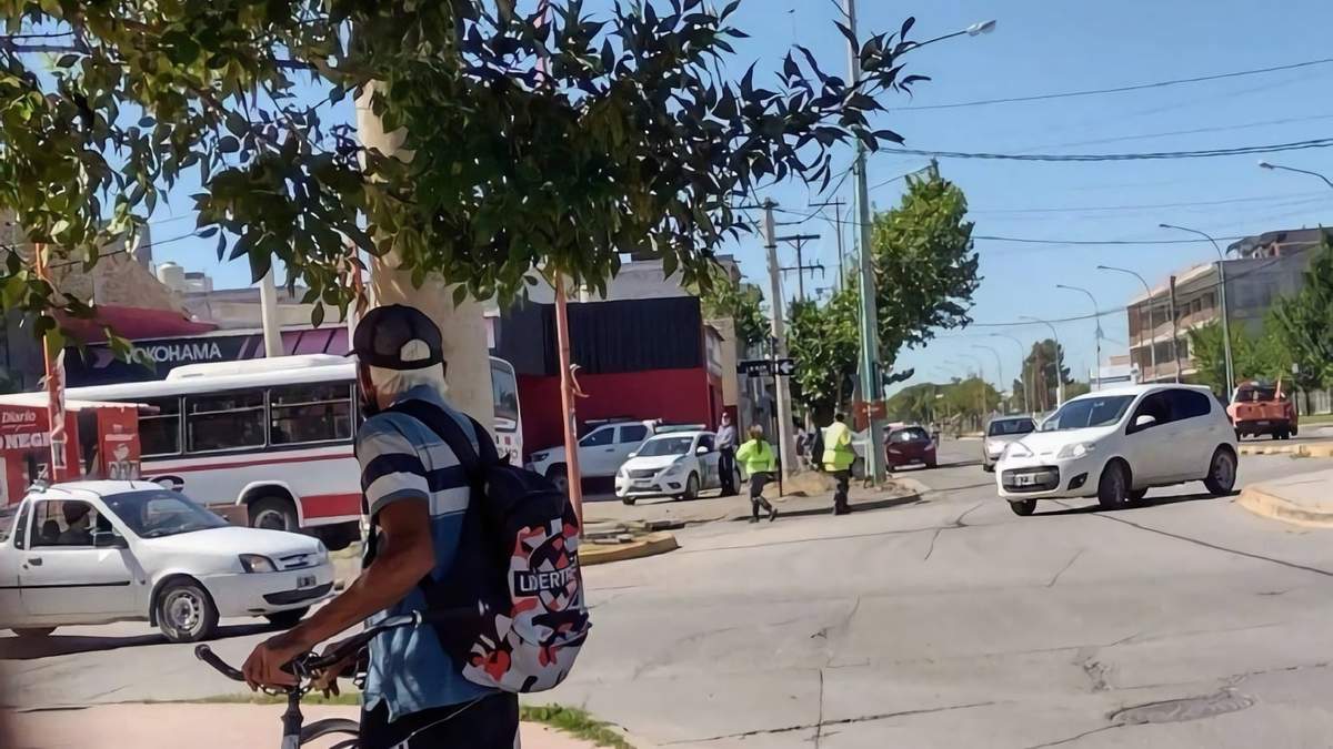 Desgracia en un colectivo de Cipolletti. Fuente: (Twitter)