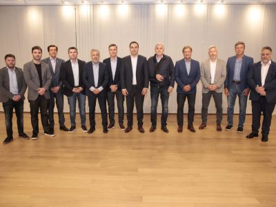 El Gobierno convocó a gobernadores de la UCR para negociar el Presupuesto 2025