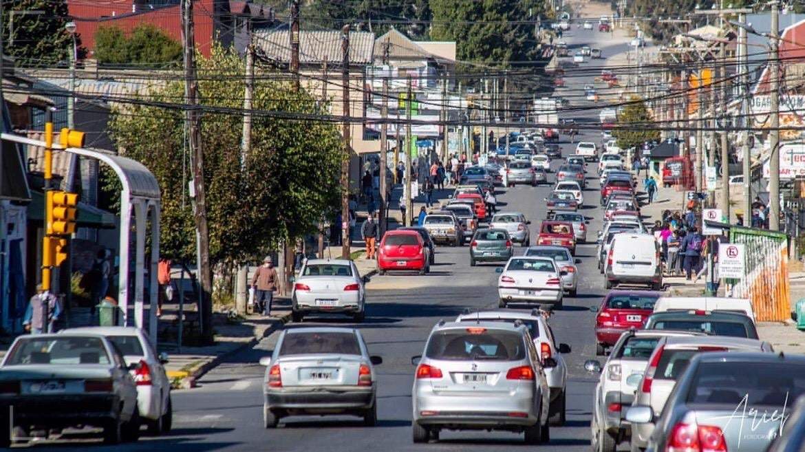 Vehículos en la ciudad. Fuente: (Twitter)