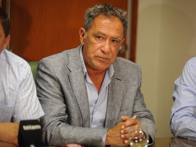 Encontronazo con Domínguez: Carlos Ciapponi borró su perfil en Twitter y lo volvió a abrir
