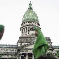 El Gobierno reglamentó las leyes de Interrupción Voluntaria del Embarazo y de los 1.000 días