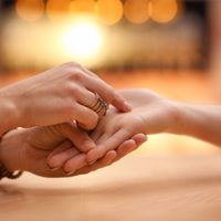 Quiromancia: cómo leer las líneas de tu mano para predecir tu futuro