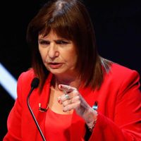 “Quieren que nos pasemos del límite”: Patricia Bullrich justificó la represión policial