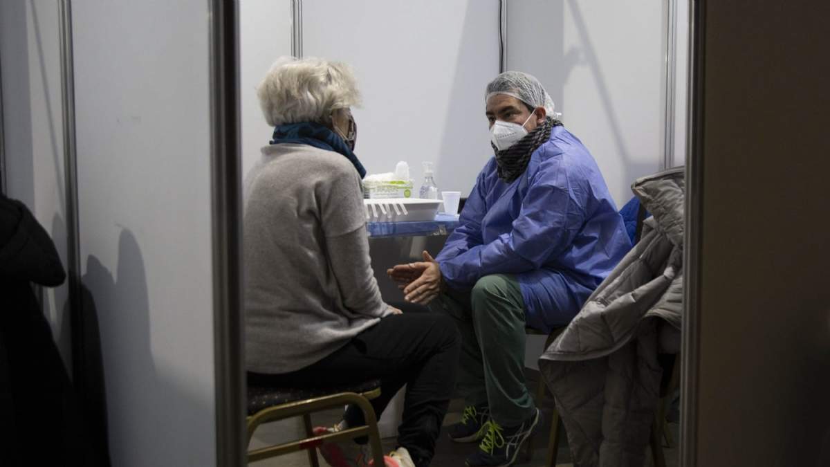 La segunda ola de coronavirus quebró otra barrera. Fuente: (Twitter)