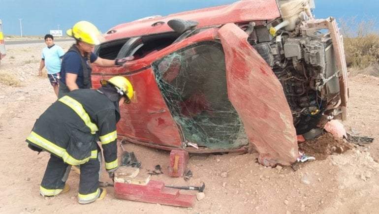 Accidente con heridos cerca del lago Mari Menuco Fuente: (Twitter)