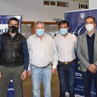 El intendente de Zapala firmó un convenio para regularizar escrituras