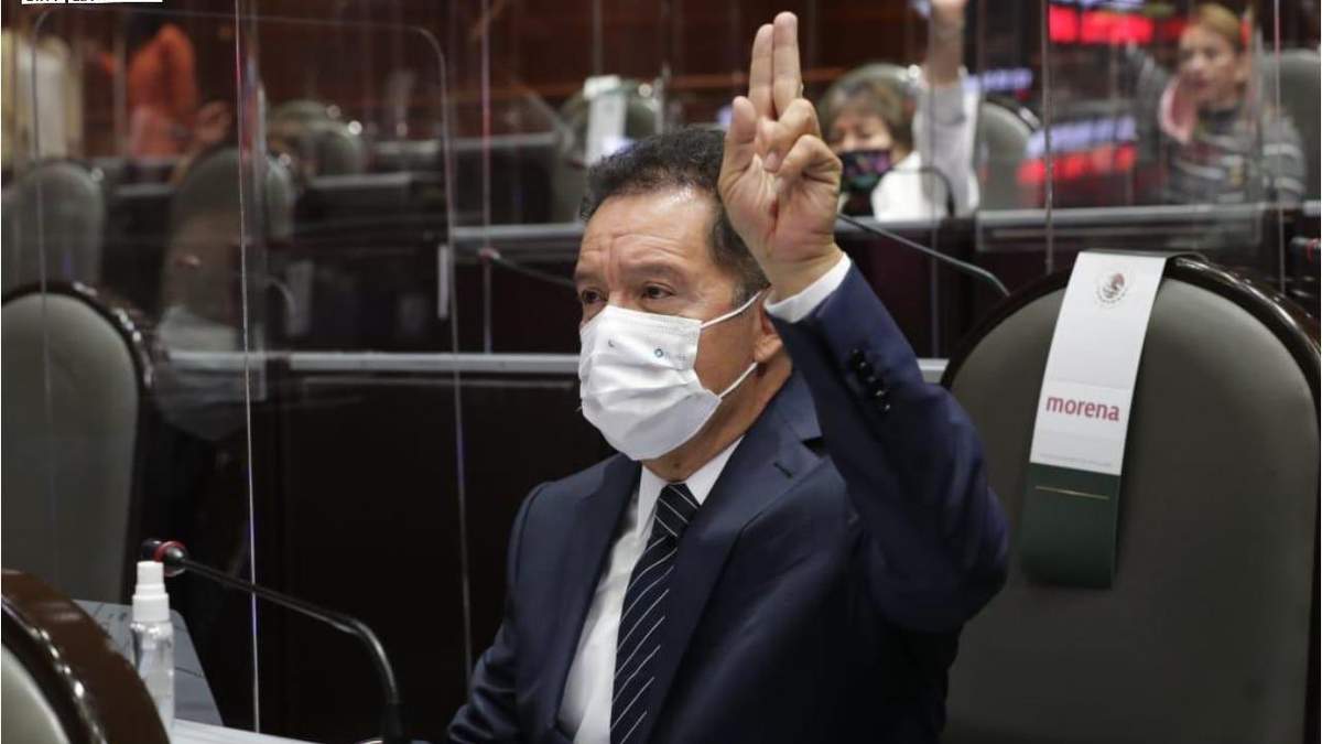 El coordinador de Morena en San Lázaro Ignacio Mier Velazco