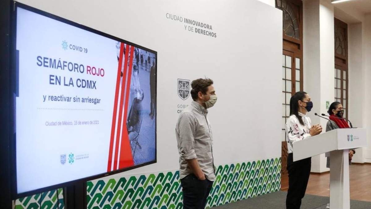 Conferencia de prensa para anunciar las nuevas medidas sanitarias