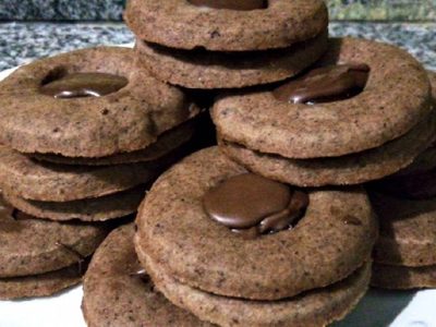Galletitas de manteca y chocolate: la receta más rica para la merienda con mate a la tarde