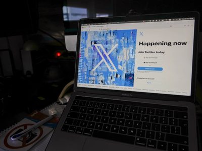 La red social X comienza a cobrar un dólar a las cuentas nuevas para evitar los “bots”