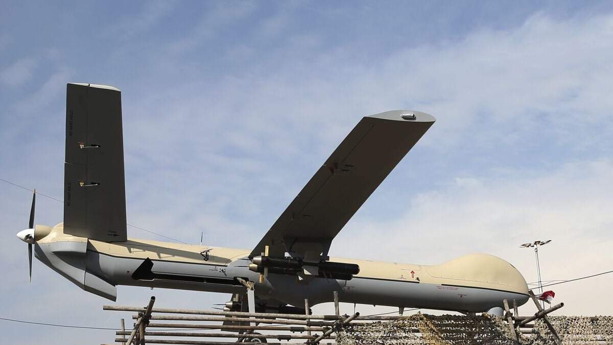 En imagen de archivo del 11 de febrero de 2016, un dron iraní Shahed-129 es exhibido en Teherán, Irán