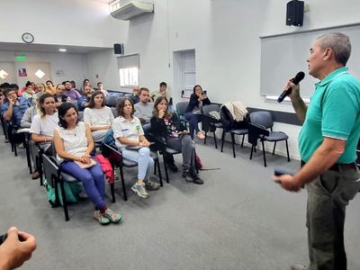 Un bot llamado "Pilhue" ayudará a quienes tengan una huerta y hagan compost