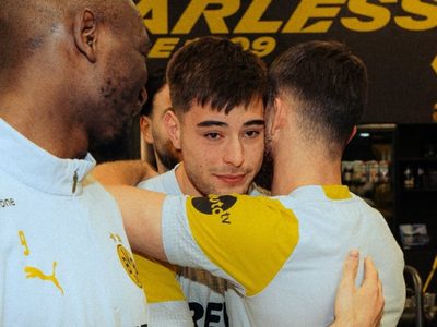 Lejos del Borussia Dortmund: Aaron Anselmino está a un paso de ser compañero de un ex Boca
