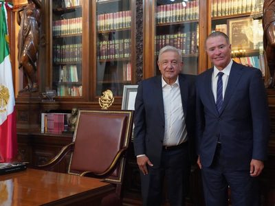 El PRI expulsa a Quirino Ordaz por aceptar cargo en el gobierno de AMLO