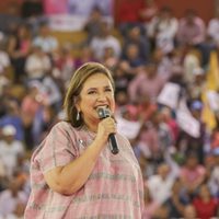 Xóchitl Gálvez defiende a María Amparo Casar: Es víctima de acoso y de un gobierno autoritario