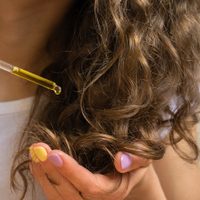 No cortes tu cabello: el truco milagroso para reparar las puntas abiertas en cuestión de semanas