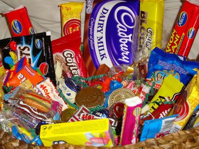 Conocé este impactante dato sobre el azúcar que te hará pensar 2 veces antes de preferir un dulce a una fruta