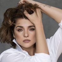 El look canchero y futurista que eligió Araceli González para pasear junto a sus hijos por Italia