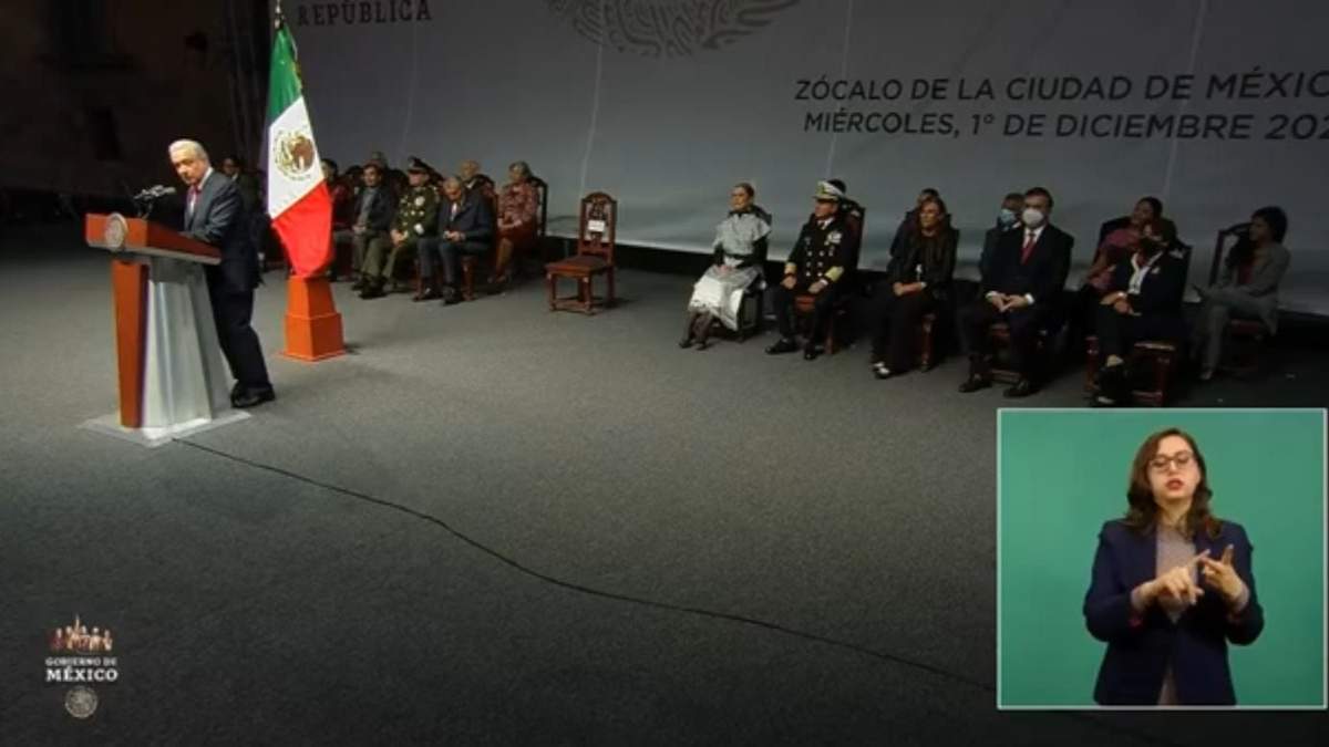 Ebrard y Sheinbaum, ambos presidenciables, estuvieron junto con López Obrador en el Zócalo