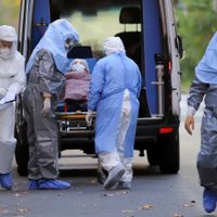 Los decesos por coronavirus descendieron, pero la cifra de casos positivos es aún alarmante