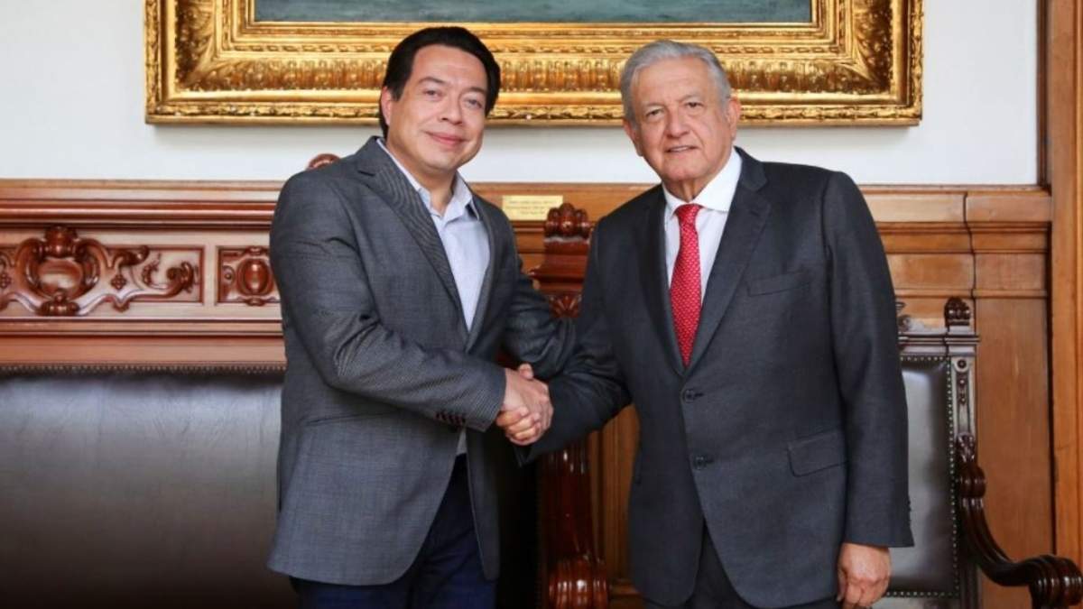 Mario Delgado y Andrés Manuel López Obrador en Palacio Nacional