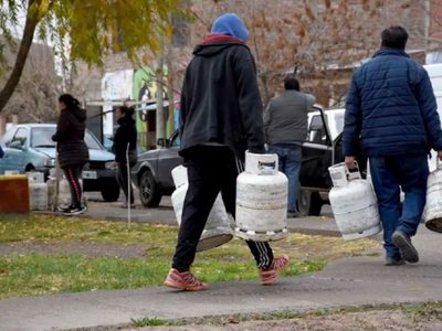 Vecinos reclaman por falta de gas en el barrio Cuenca XV y denuncian que no se terminaron las obras