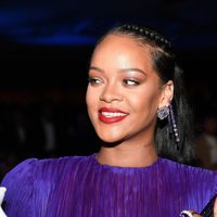 Nuevo video a la vista: Rihanna fue fotografiada saliendo de una presunta grabación musical