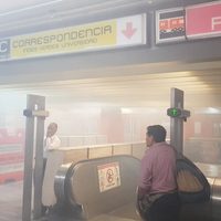Desalojan la estación Balderas por la presencia de humo en los andenes (Videos)