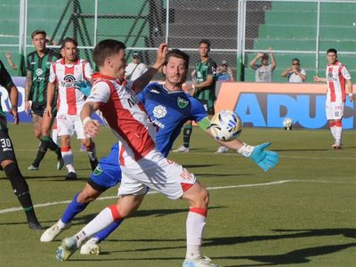 San Martín de San Juan se complicó al igualar con Instituto
