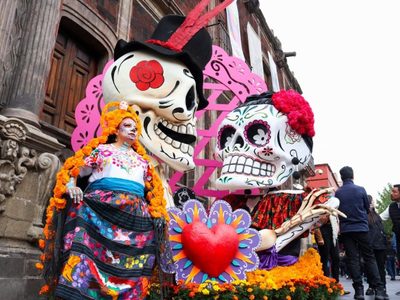 Megaofrenda, desfile, paseo nocturno... así será la celebración de Día de Muertos en la CDMX