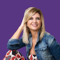 A sus 54 años, Débora Plager destila belleza con una prenda ideal para esta temporada y para destacar donde sea