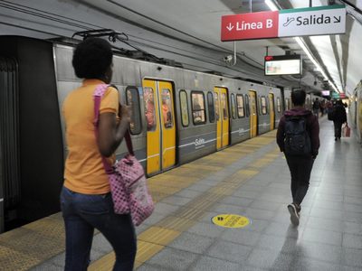 Una medida de fuerza afecta una línea del subte