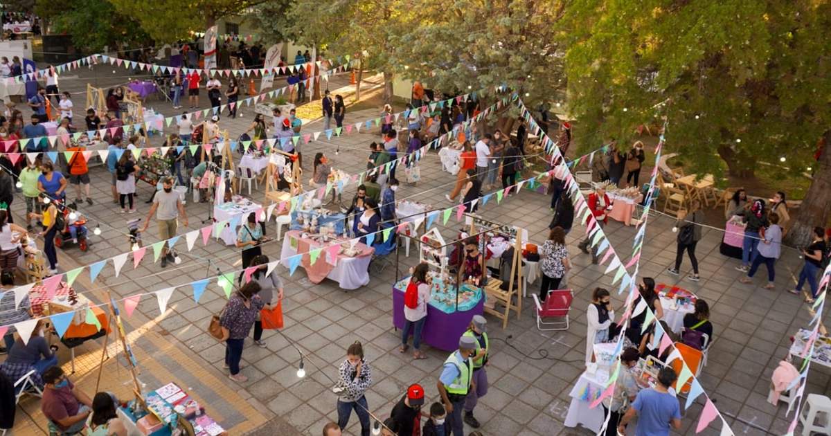 Ferias en Neuquén. Fuente: (Twitter)