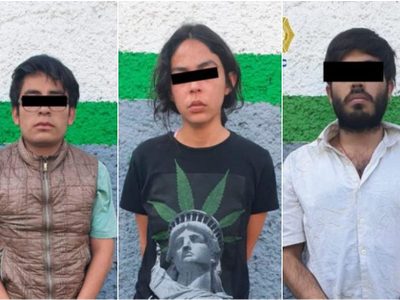Detienen a tres narcomenudistas en CU que vendían "pelones" con mariguana