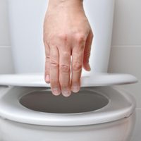 No gastes en productos para que el inodoro huela bien: mirá este truco barato con cosas que tenés en casa