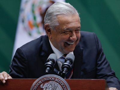 Así fue el placeo de presidenciables en la mañanera de AMLO (Video)