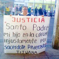 Catequista pide al Papa Francisco justicia por su hijo preso en Tijuana