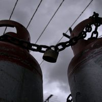 Gaseros mantendrán paro hoy en protesta por tope a precios del gas LP