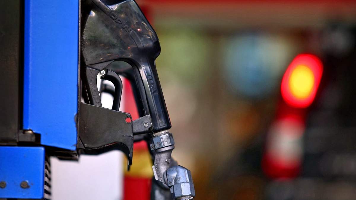 Carga de combustible. Fuente: (Twitter)