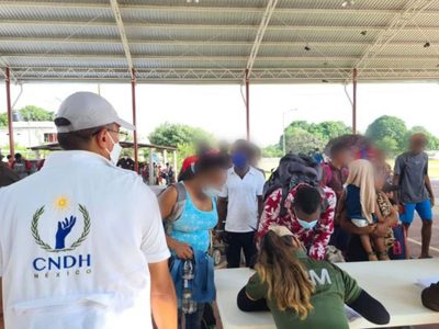 El INM ofrece regularizar estancia de tres mil 852 migrantes de caravana que arribó a Mapastepec
