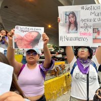 Exigen investigar como feminicidio el caso de Karen, presuntamente arrojada de un auto en movimiento