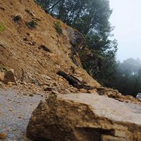 Lluvias provocan deslaves en Sierra Sur de Oaxaca; hay cinco lesionados