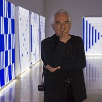 Daniel Buren y su asimilación por la plaza comercial Artz Pedregal