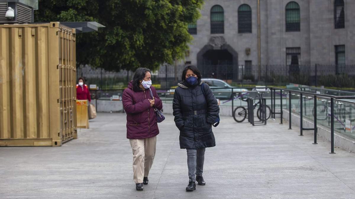 Las autoridades recomendaron usar al menos tres capas de ropa