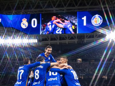 Real Madrid pierde su segundo partido consecutivo y se rezaga a cuatro puntos del líder Barcelona