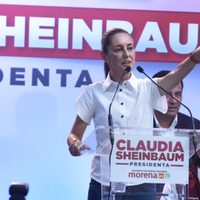 Sheinbaum defiende reformas constitucionales y promete que serán favorables para los empresarios