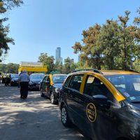 Nuevos aumentos: las tarifas de taxi incrementarán un 50% en los próximos meses en Capital Federal
