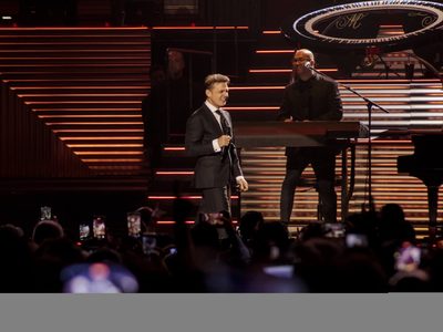 Luis Miguel fue aclamado en la Arena CDMX (Videos)