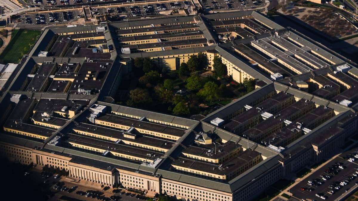 El Pentágono se ve desde un avión el martes 7 de abril de 2026, en Washington